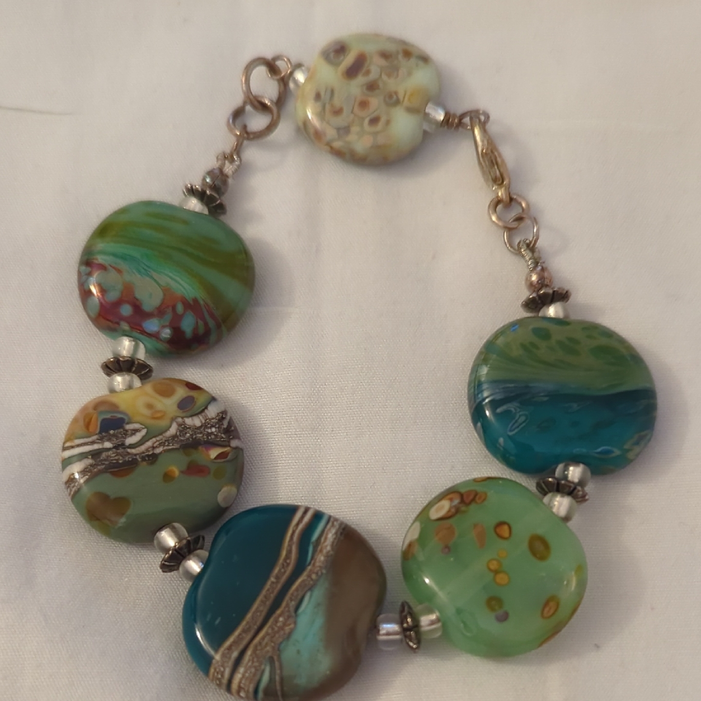 Glass Beaded Swirl Bracelet 25$